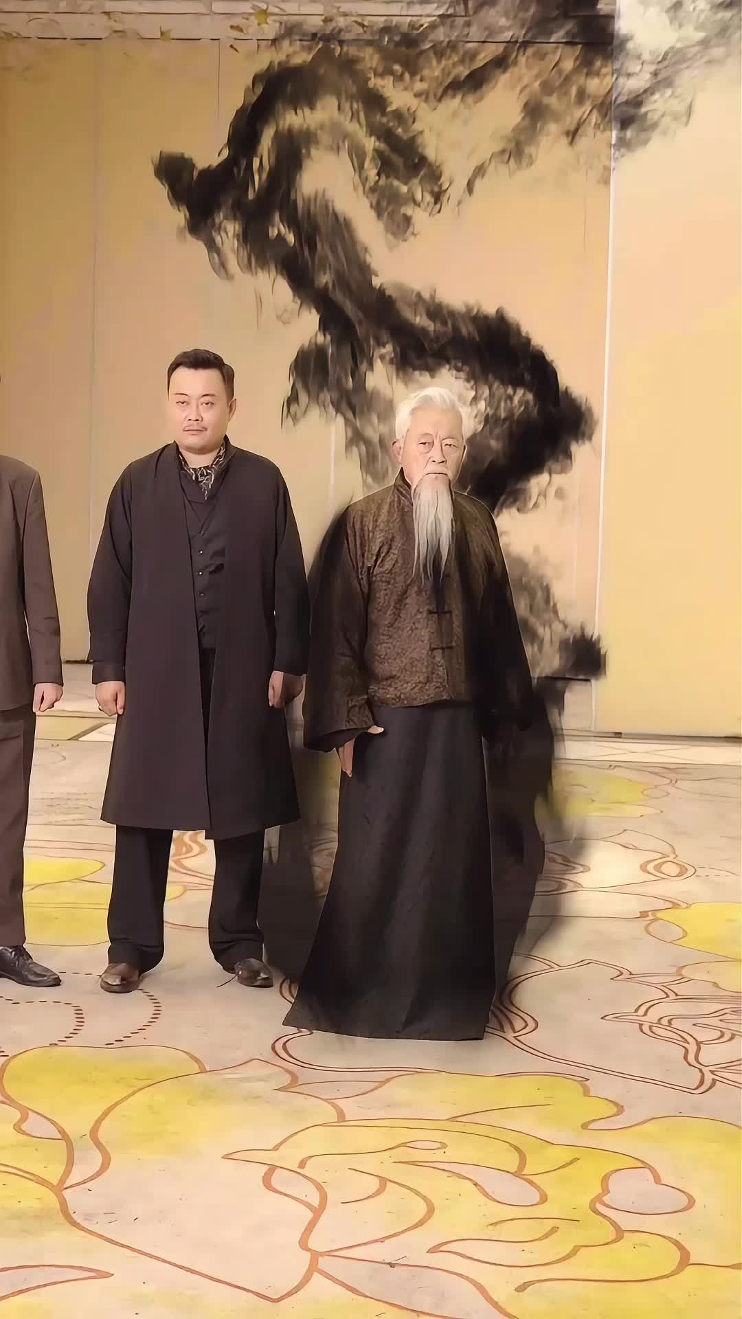 الحلقة 44 - أنا السيد الذي لا نظير له